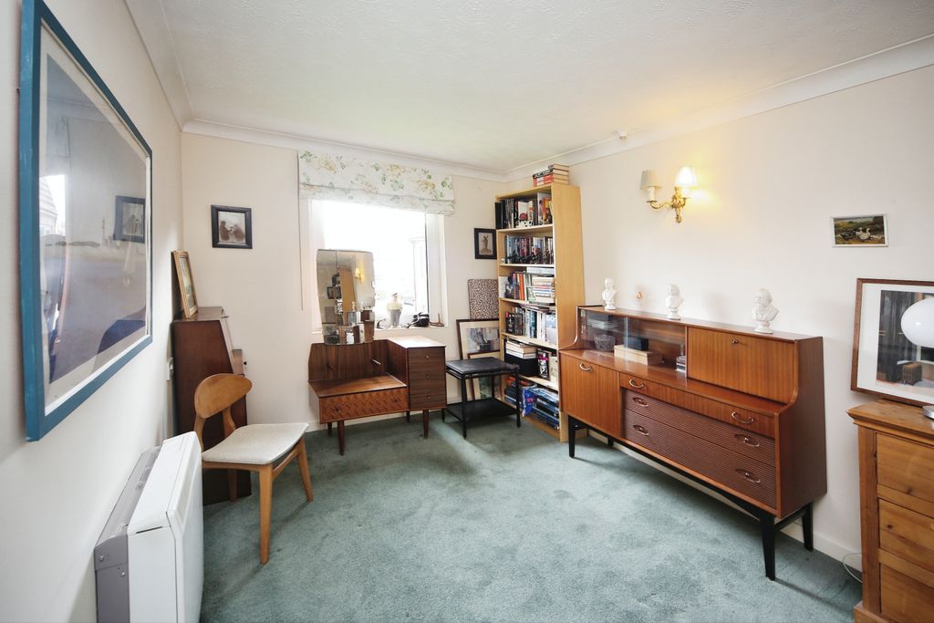 Additional image 4 of 1 bed flat for saleMalin Court, Alcester B49