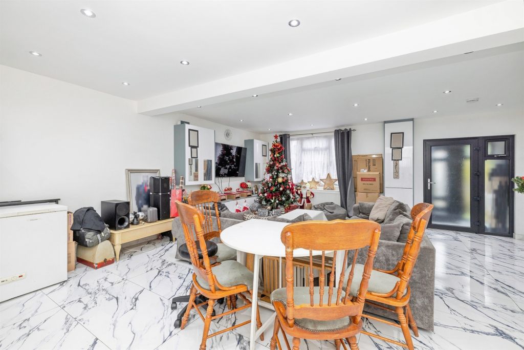 Additional image 15 of 3 bed terraced house for saleFairfield Avenue, Watford WD19