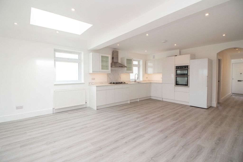 Additional image 2 of 4 bed semi-detached bungalow for saleSt Georges Drive, Carpenders Park, Watford WD19