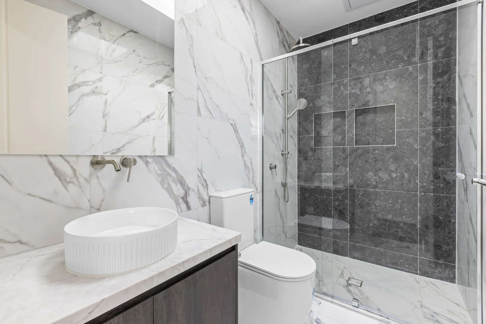 Additional image 9 of 2/11 Bennett Avenue, Mount Waverley VIC 3149