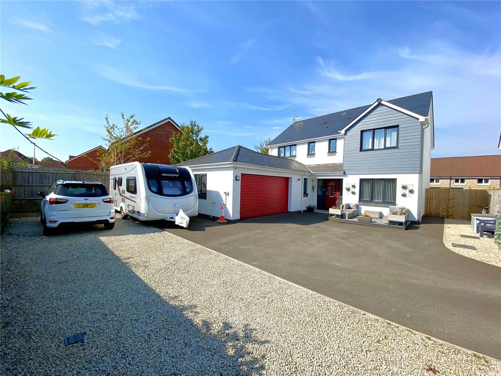 Additional image 3 of 4 bed detached house for saleHarvest Close, Roundswell, Barnstaple, Devon EX31