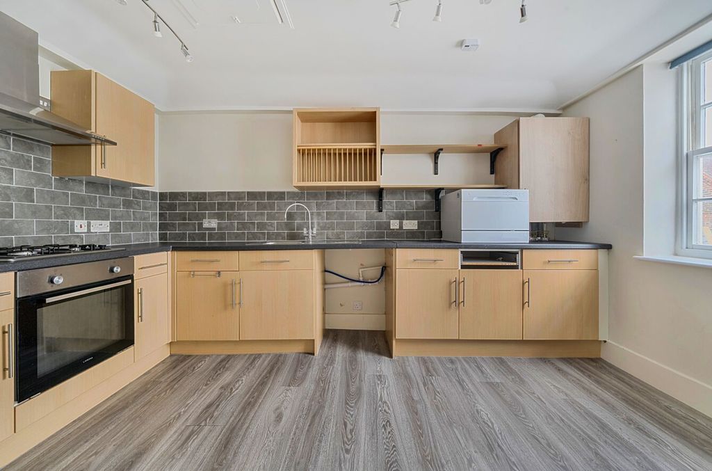 Additional image 2 of 1 bed flat for saleWest Street, Emsworth PO10