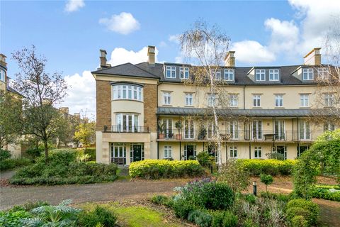Kelsall Mews, Kew, Surrey TW9