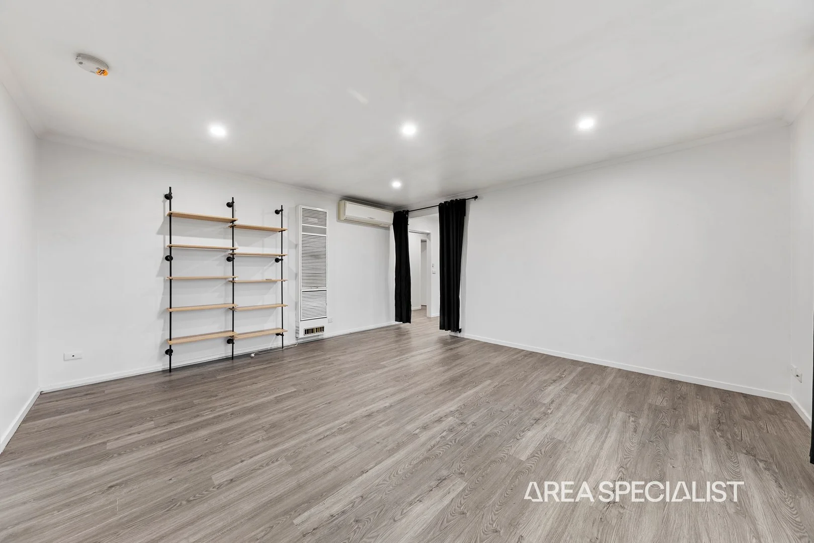 Additional image 2 of 44 Murphy Road, Pakenham VIC 3810