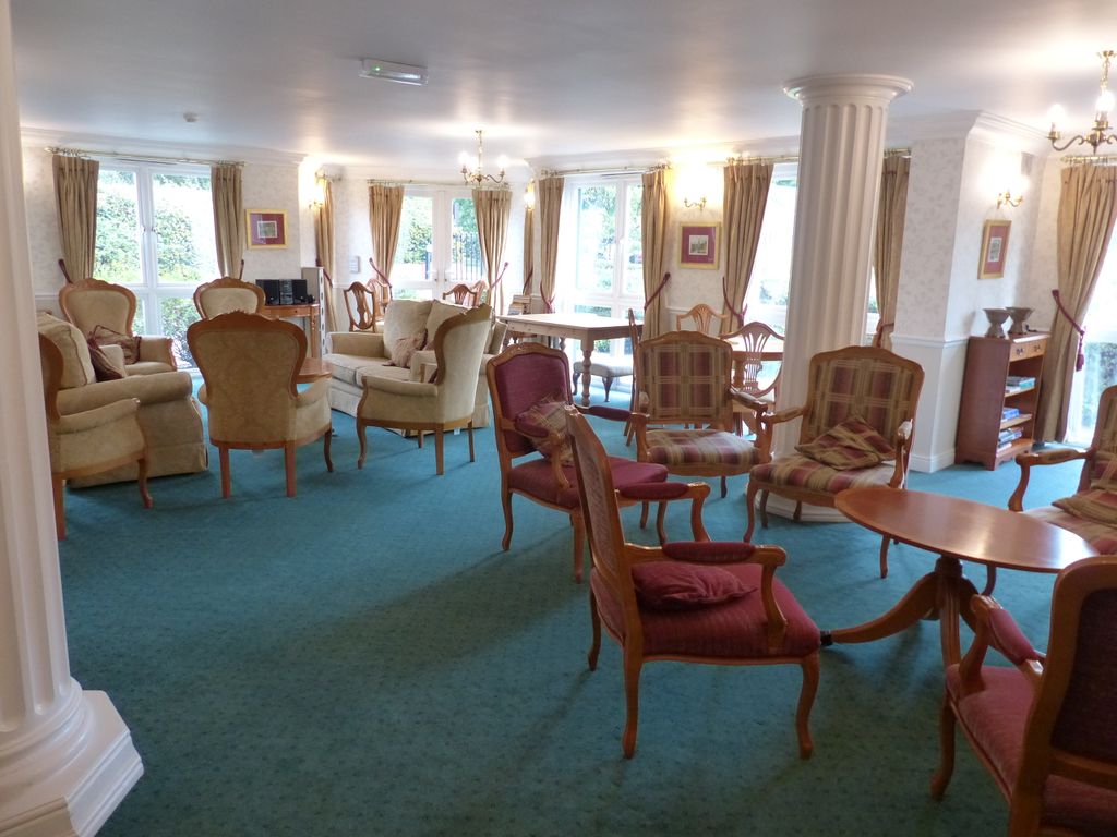 Additional image 11 of 1 bed flat for saleChatsworth Court, Ashbourne DE6