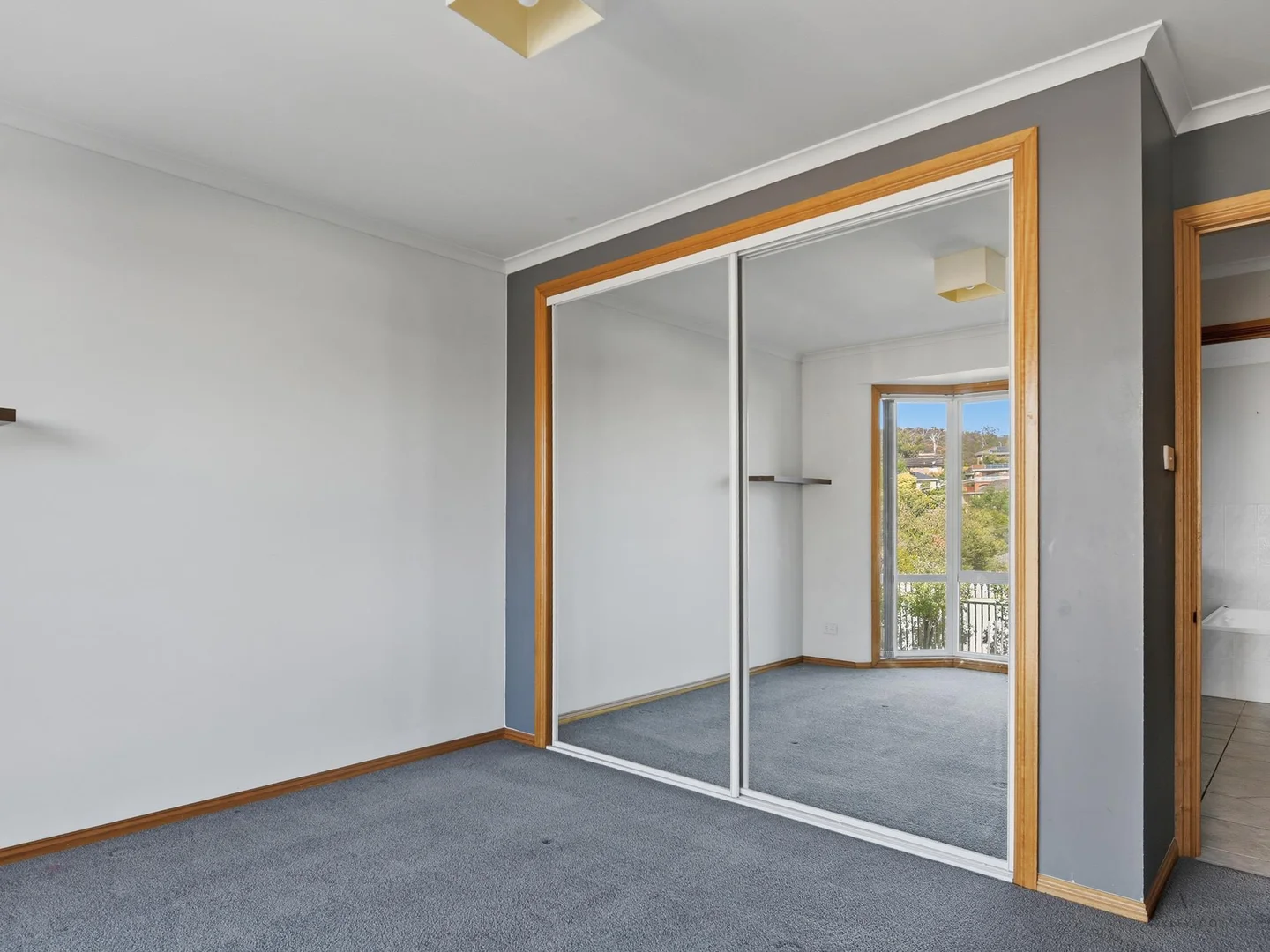 Additional image 9 of 2/91 Gordons Hill Road, Lindisfarne TAS 7015