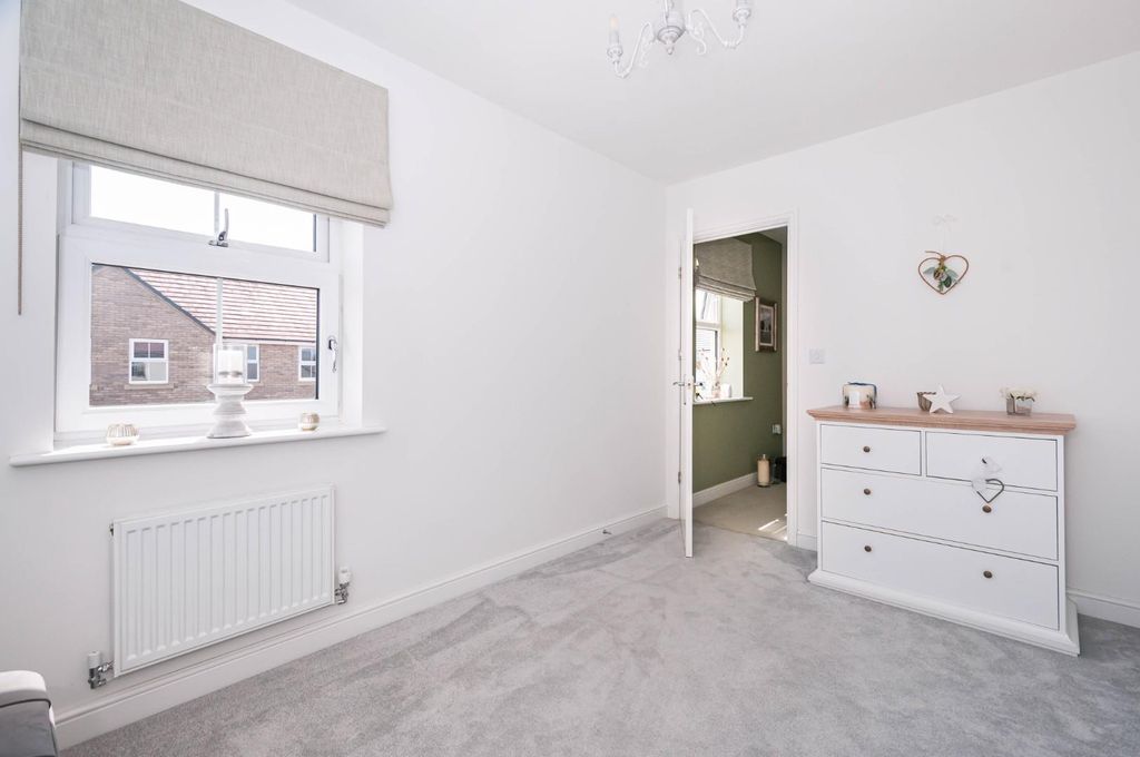 Additional image 18 of 4 bed property for saleWinter Place, Beverley HU17