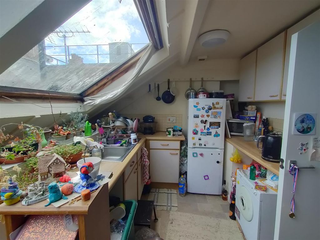 Additional image 2 of 1 bed flat for saleTamar Mews, 5-7 East Street, Bridport DT6
