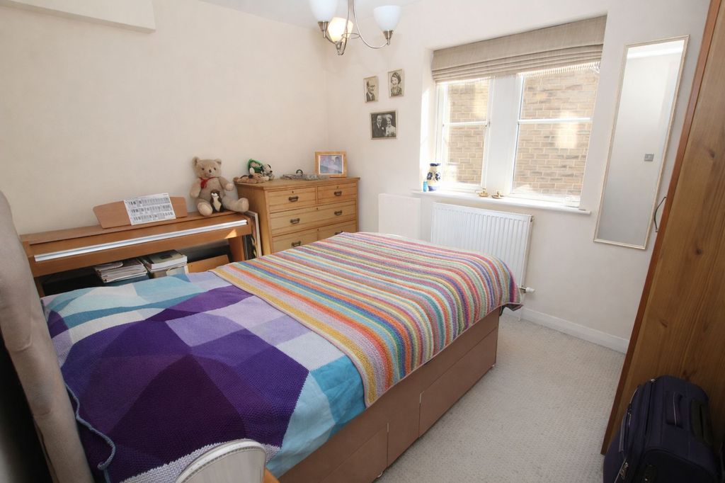 Additional image 8 of 3 bed flat for saleOxford Street, Todmorden OL14