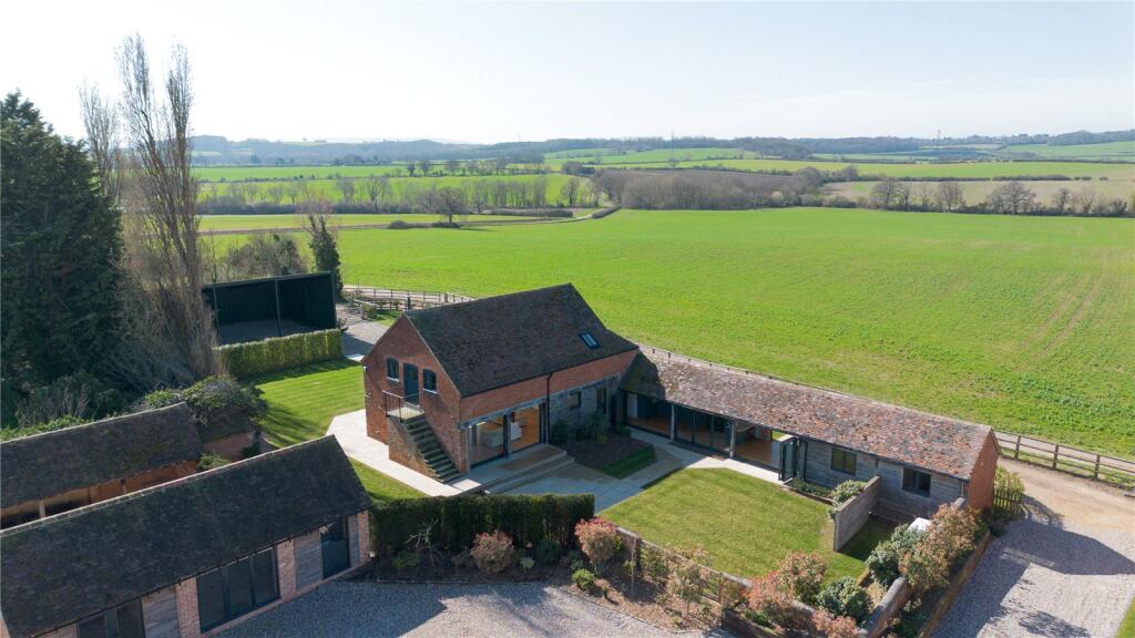 Wood Bevington Farm Barns, Wood Bevington, Alcester, Warwickshire, B49