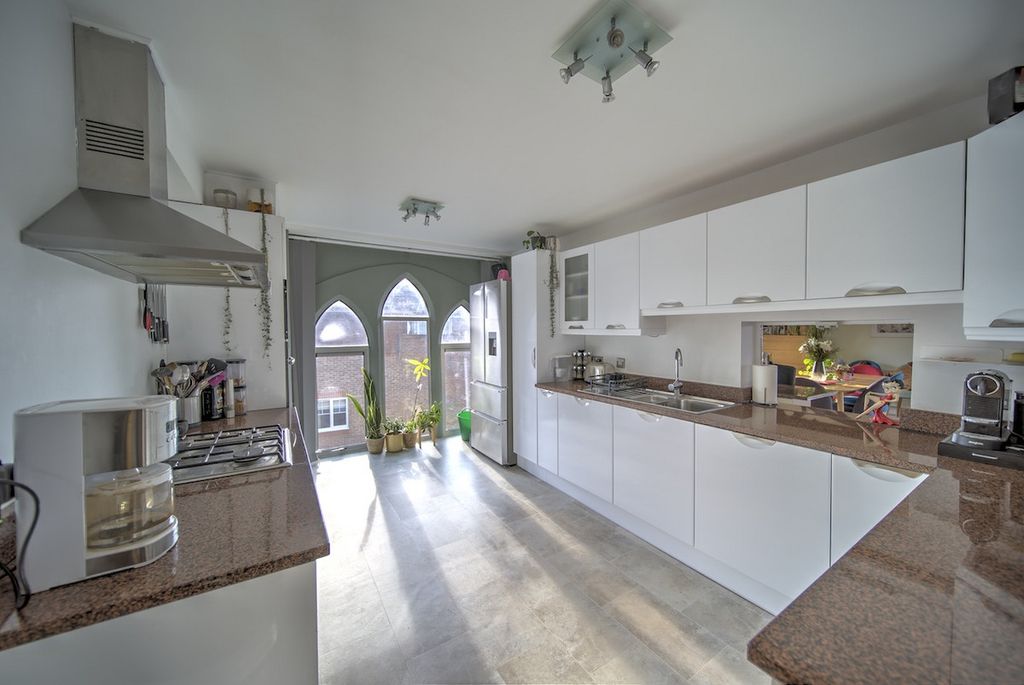 Additional image 3 of 3 bed penthouse for saleCrescent Road, Beckenham BR3