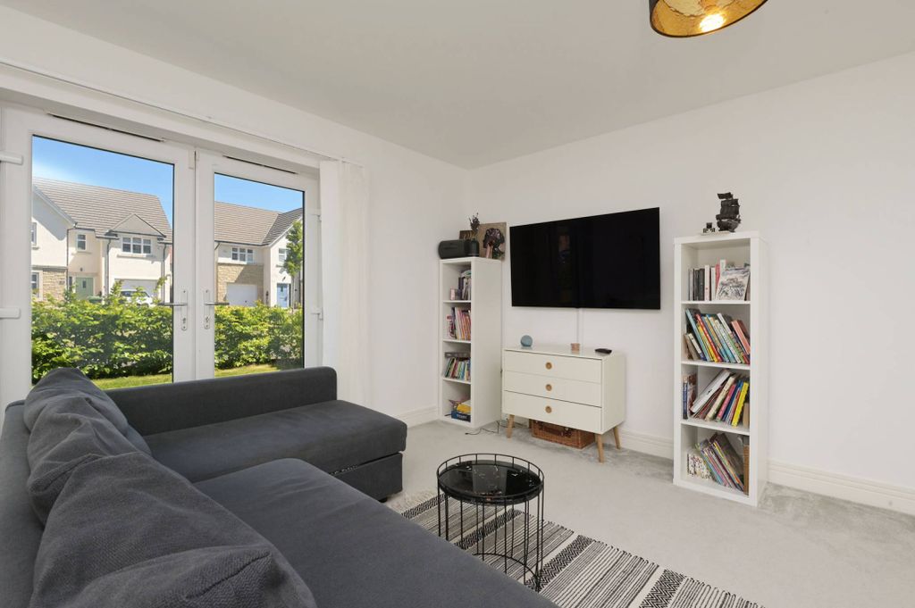 Additional image 5 of 2 bed flat for saleSomerville Road, Balerno, Edinburgh EH14