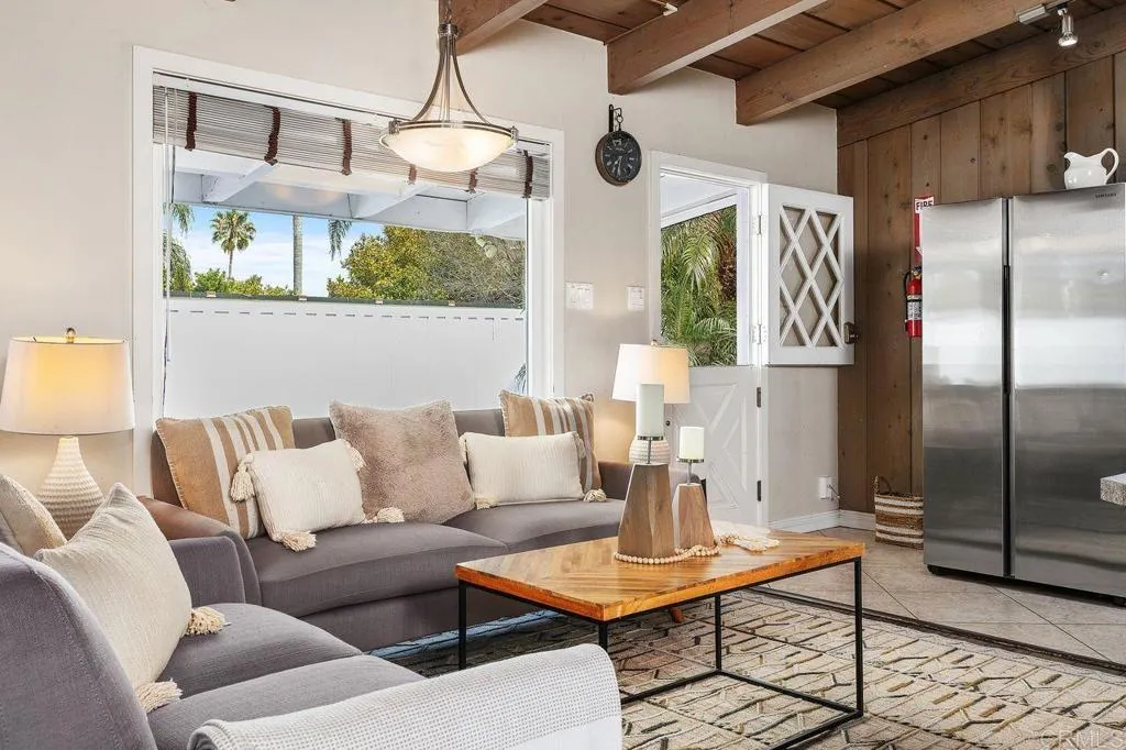 Additional image 16 of 367 Beech Ave, Carlsbad, CA 92008