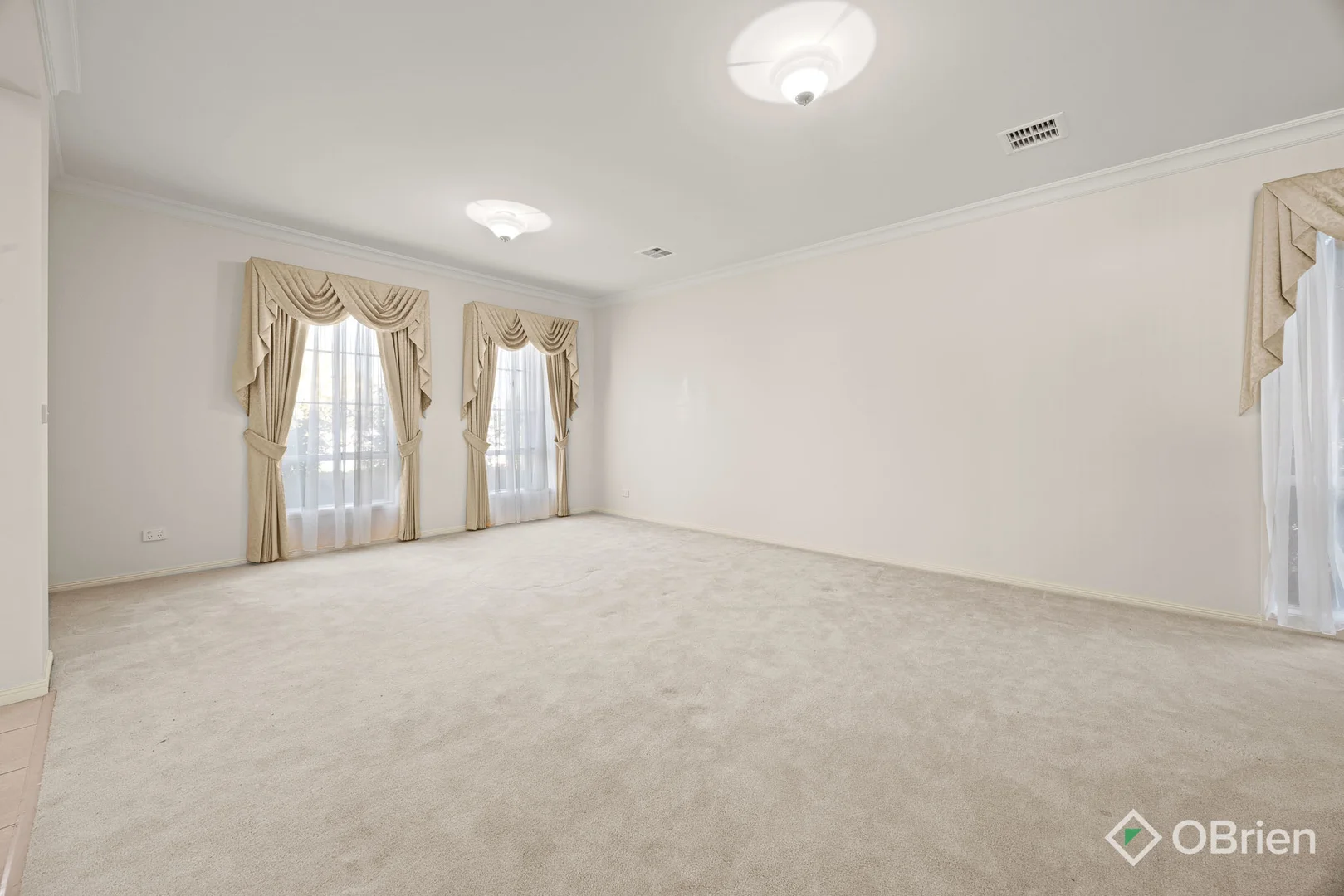 Additional image 11 of 2 Torwood Close, Narre Warren VIC 3805