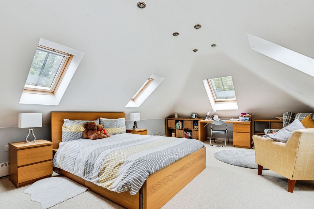 Additional image 17 of 6 bed barn conversion for saleFarleigh Lane, Dummer, Basingstoke RG25