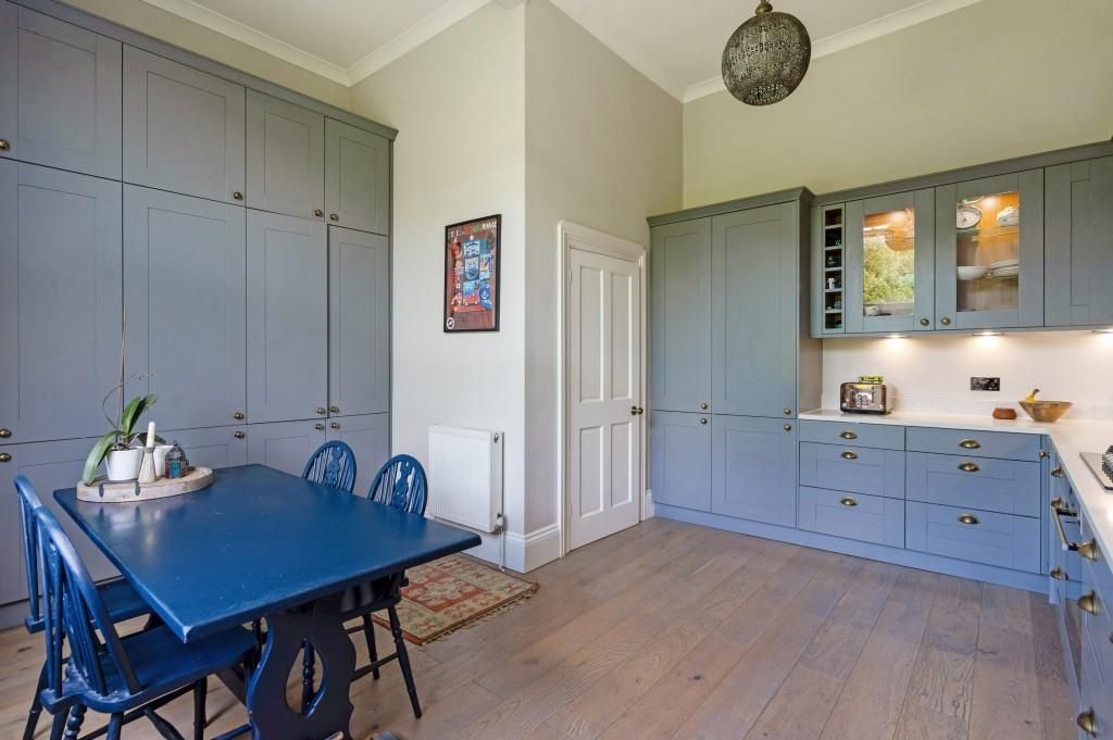 Additional image 9 of 2 bed flat for salePixham Lane, Dorking RH4