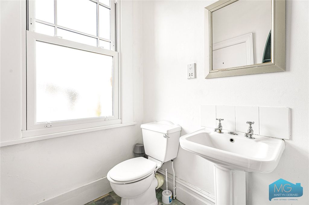 Additional image 17 of 4 bed semi-detached house for saleWood Street, Barnet EN5