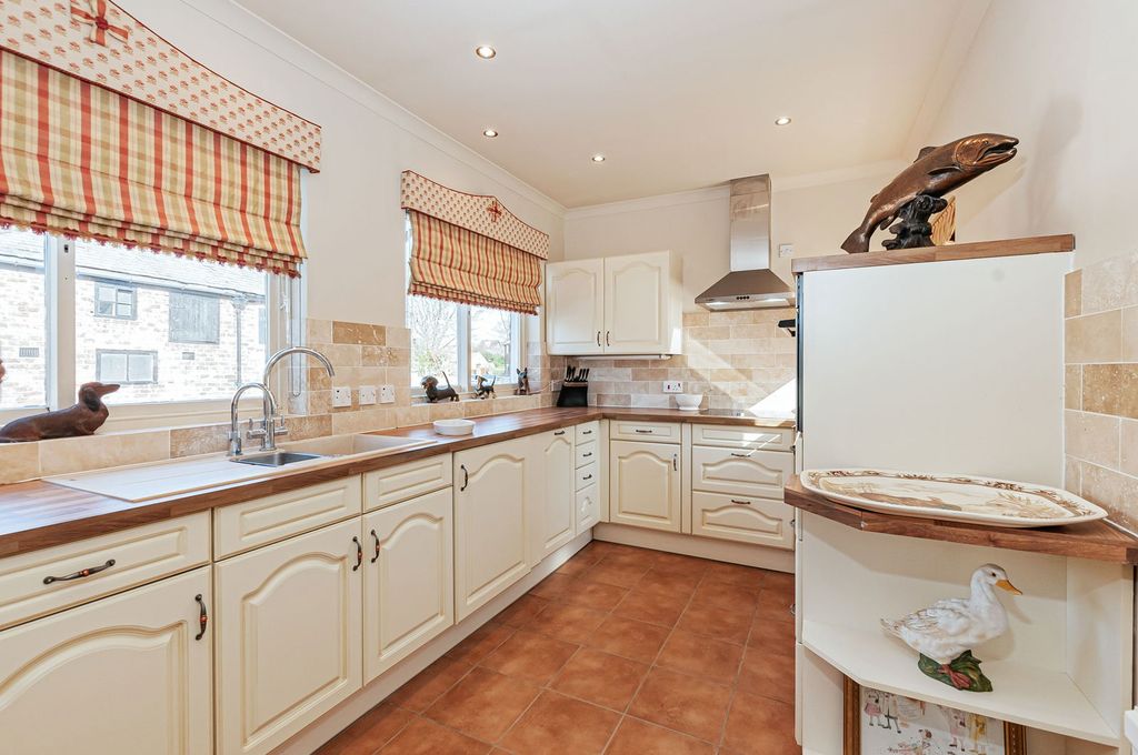 Additional image 10 of 3 bed town house for salePasture House Mews, Beverley HU17