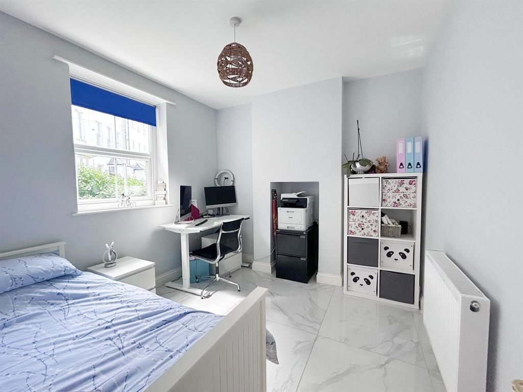 Additional image 9 of 3 bed flat for saleWest Parade, Bexhill-On-Sea TN39