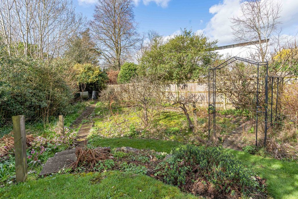 Additional image 23 of 4 bed detached house for saleCrampshaw Lane, Ashtead KT21