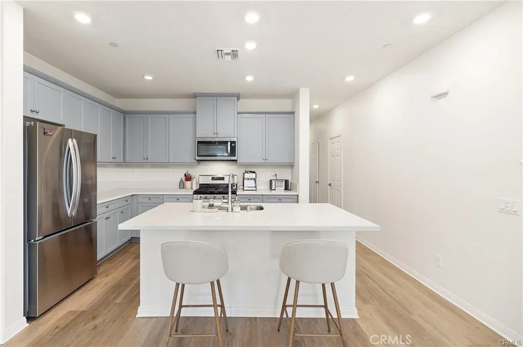 Additional image 12 of 3906 E Coronado Privado, Ontario, CA 91761