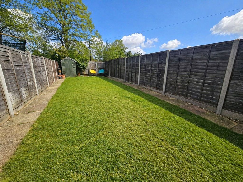 Additional image 7 of 1 bed flat for saleVenton Close, Goldsworth Park, Woking, Surrey GU21