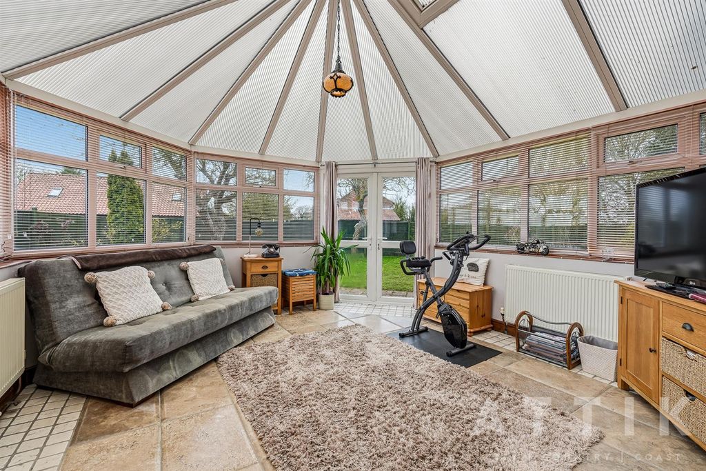 Additional image 26 of 5 bed equestrian for saleBarnaby Green, Wangford, Beccles NR34