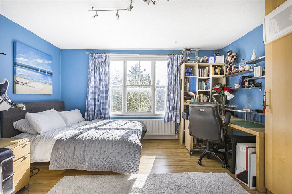 Additional image 13 of 5 bed detached house for saleBentley Heath, Barnet EN5