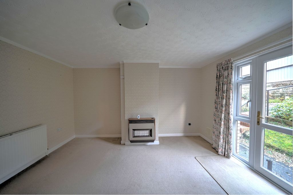 Additional image 4 of 2 bed flat for saleNewport, Barnstaple EX32