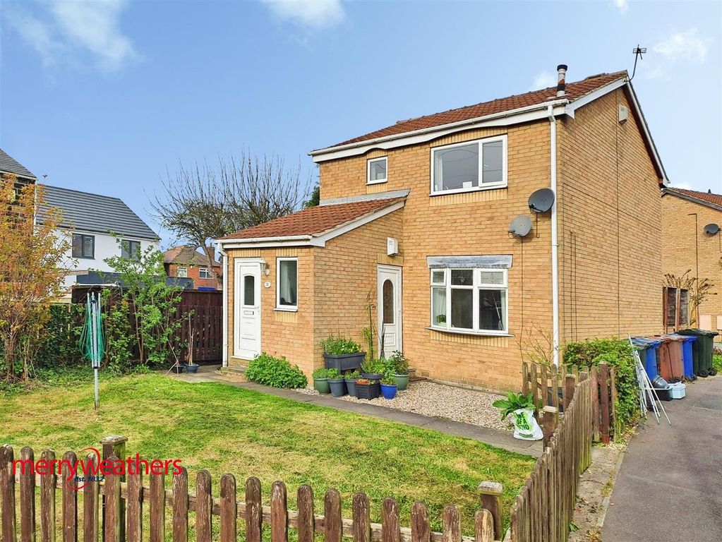 2 bed flat for saleCloverlands Drive, Staincross, Barnsley S75