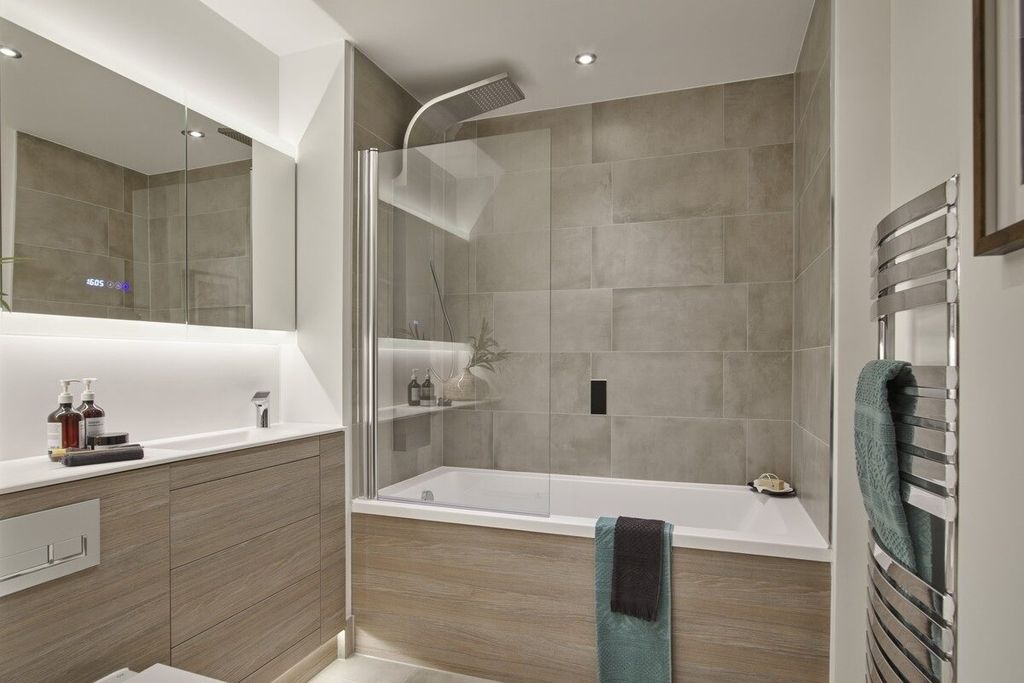 Additional image 5 of 2 bed flat for saleJasper Wharf, London Road, Barking IG11