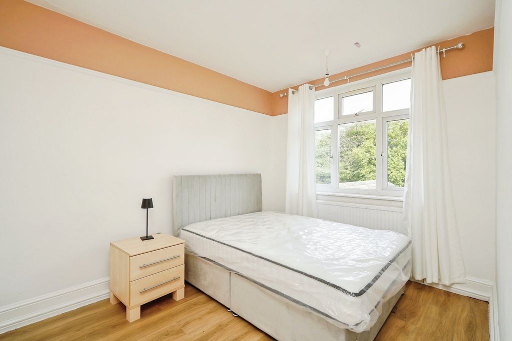 Additional image 20 of 6 bed detached house for saleBroughton Road, Banbury OX16