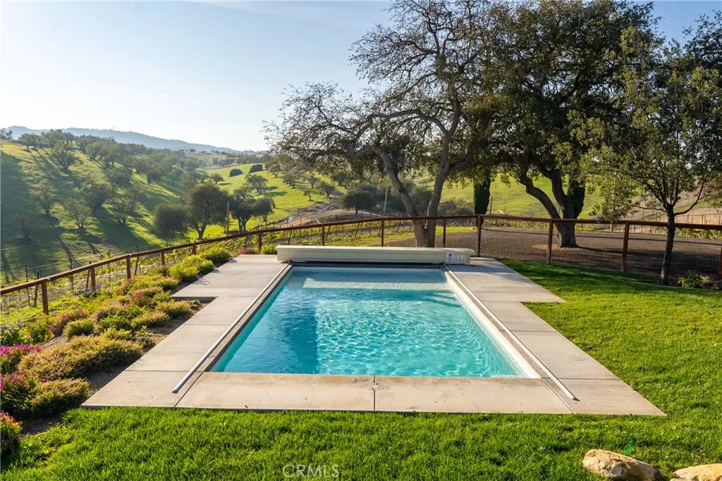 Additional image 2 of 550 Villa Lots Rd, Paso Robles, CA 93446