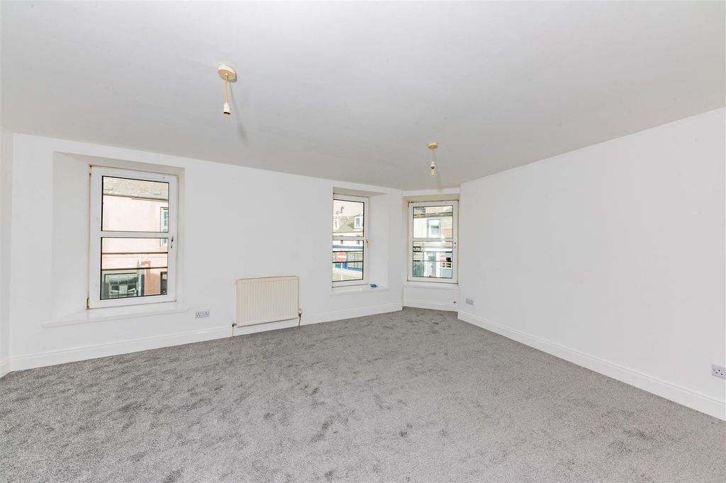 Additional image 3 of 2 bed flat for saleWest Grimsby, Arbroath DD11