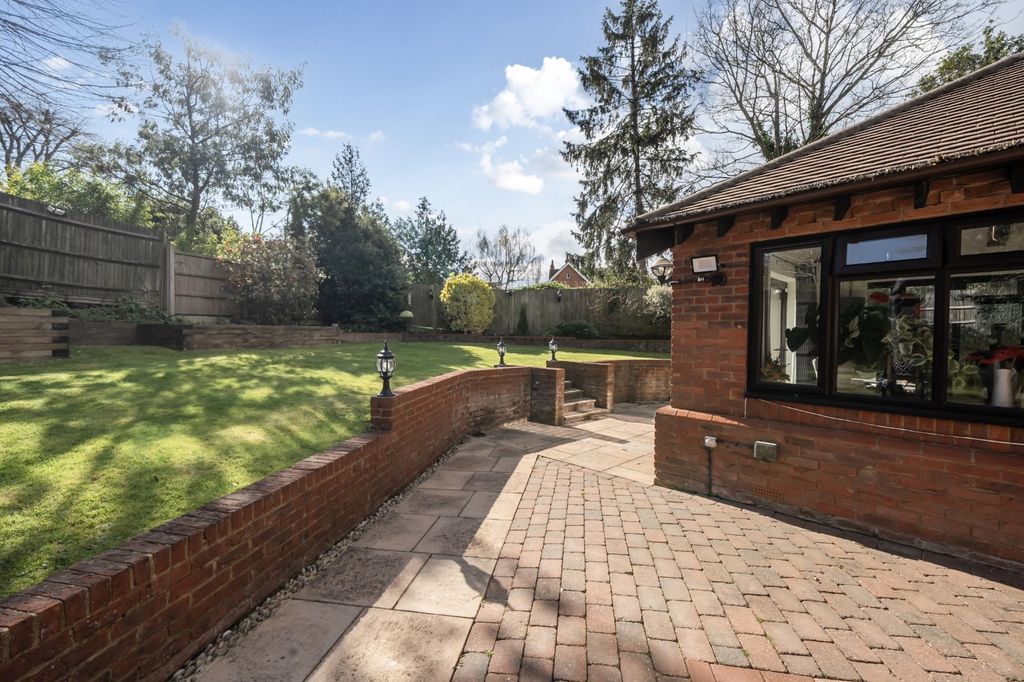 Additional image 19 of 5 bed detached house for saleVicarage Road, Reading, Berkshire RG2