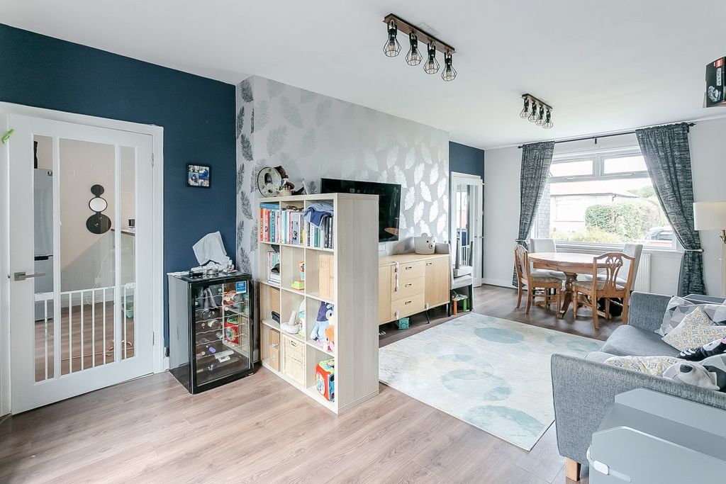 Additional image 3 of 3 bed semi-detached house for saleMoredun Park Gardens, Edinburgh EH17