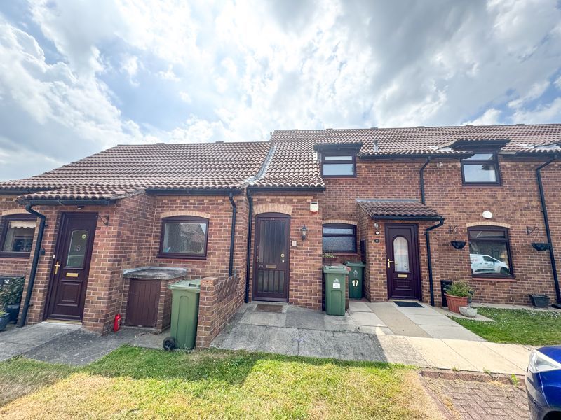 2 bed flat for saleQueens Court, Grimsby DN34