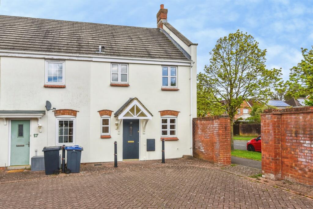 Shire Way, Westbury