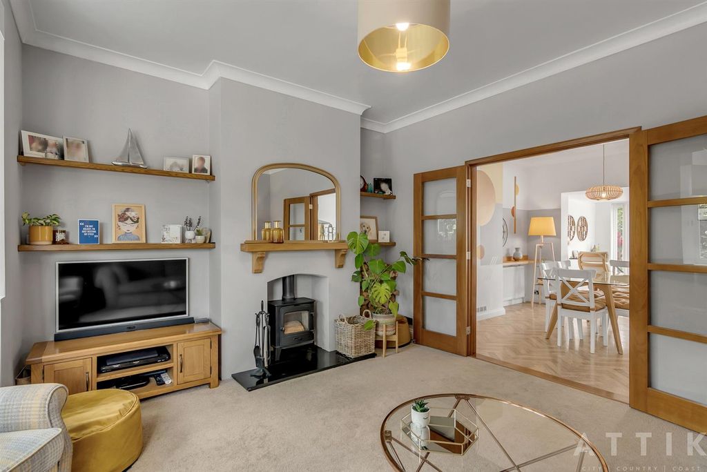 Additional image 15 of 4 bed semi-detached house for saleUpper Avenue, Halesworth IP19