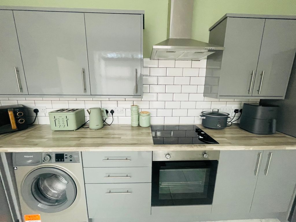 Additional image 4 of 4 bed terraced house for saleLloyd Street, Llanelli SA15