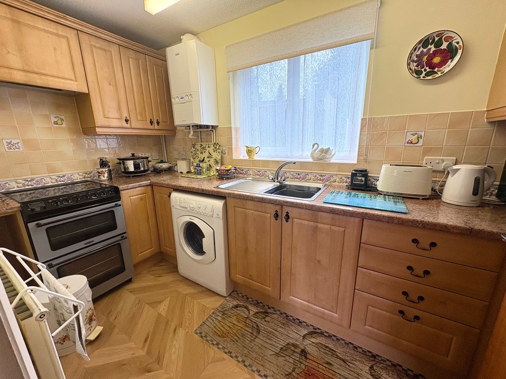Additional image 4 of 2 bed flat for saleHenmore Place, Ashbourne DE6