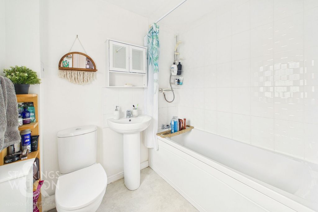 Additional image 14 of 2 bed flat for saleWashington Drive, Watton, Thetford IP25