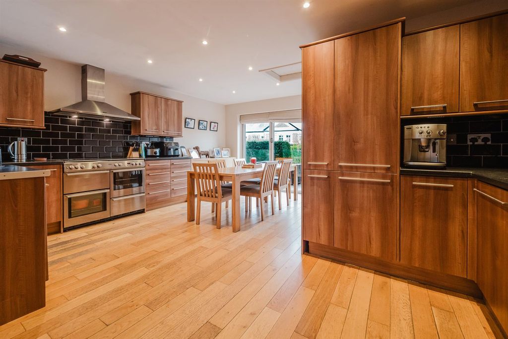 Additional image 10 of 5 bed semi-detached house for saleGroby Road, Altrincham WA14