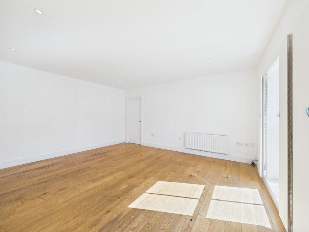 Additional image 3 of 2 bed terraced house for saleMuseum Court, Lincoln LN2