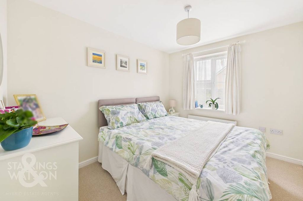 Additional image 17 of 2 bed flat for saleHolly Blue Road, Wymondham, Norwich NR18
