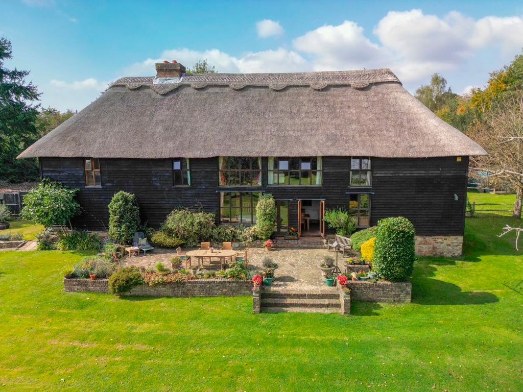 5 bed barn conversion for saleMarley Lane, Battle TN33 photo 4