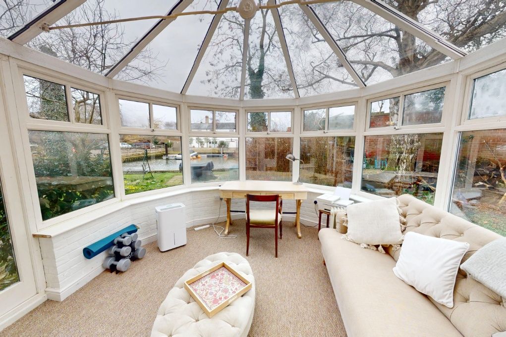 Additional image 6 of 6 bed detached house for saleGillingham NR34
