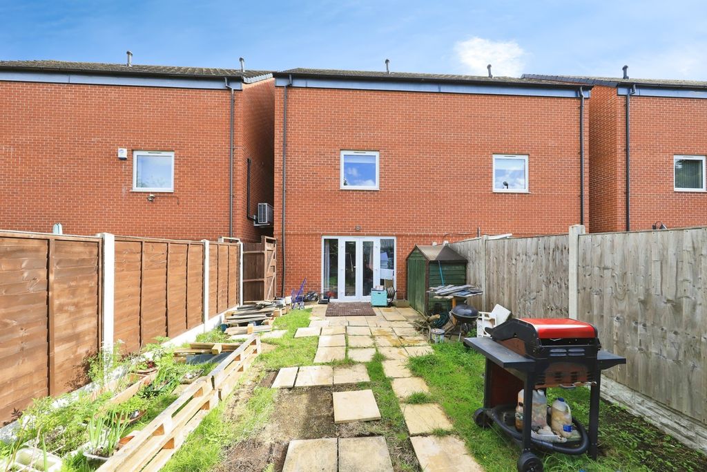 Additional image 16 of 3 bed semi-detached house for saleHemlock Way, Bilston, West Midlands WV14