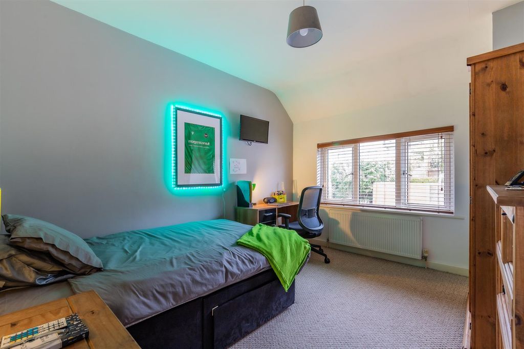 Additional image 18 of 4 bed semi-detached house for saleBorrowdale Close, Penylan, Cardiff CF23