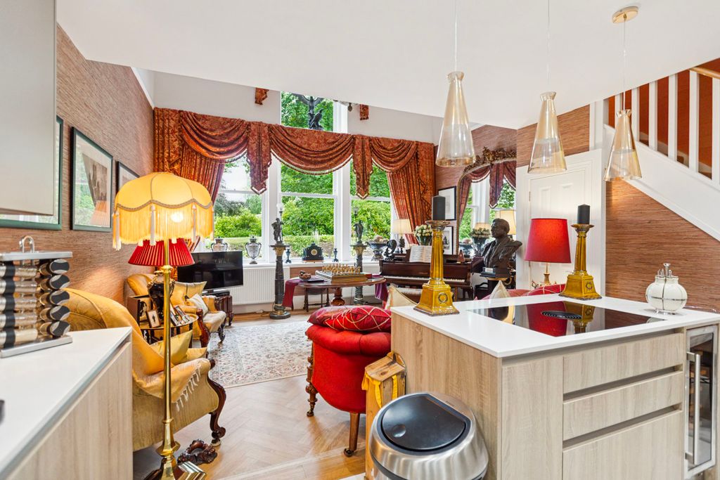 Additional image 6 of 3 bed flat for saleDalnair Castle, Croftamie, Glasgow G63